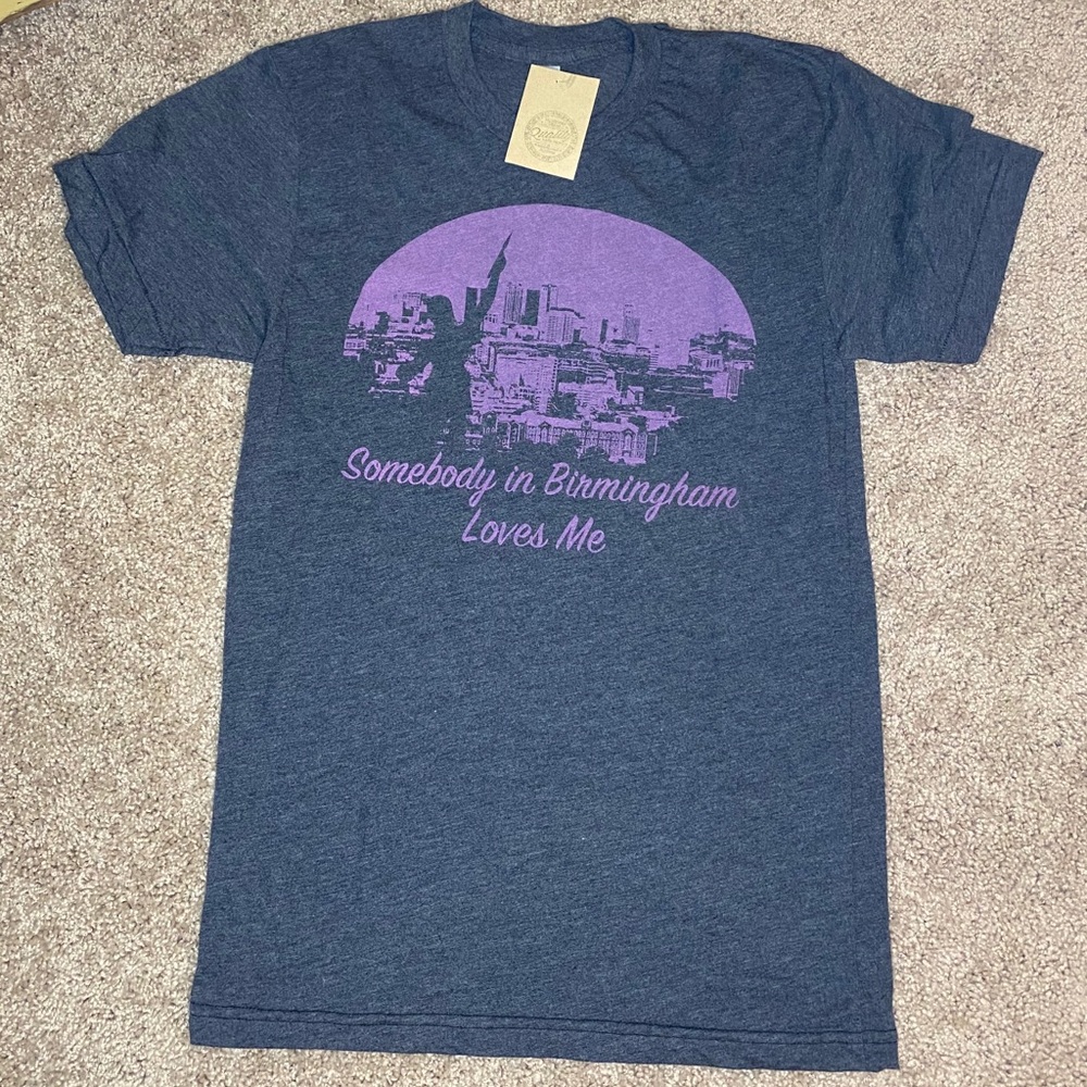 NWT Birmingham, AL T-shirt, Small